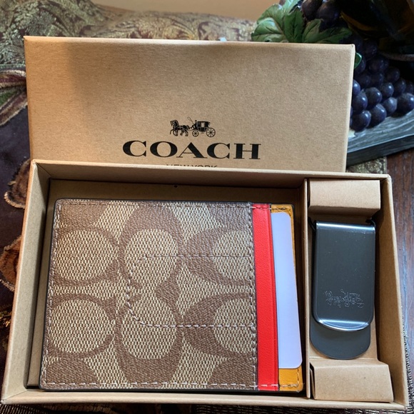 Authentic COACH 3 in 1 coated signature leather card case/ money clip - Picture 8 of 9